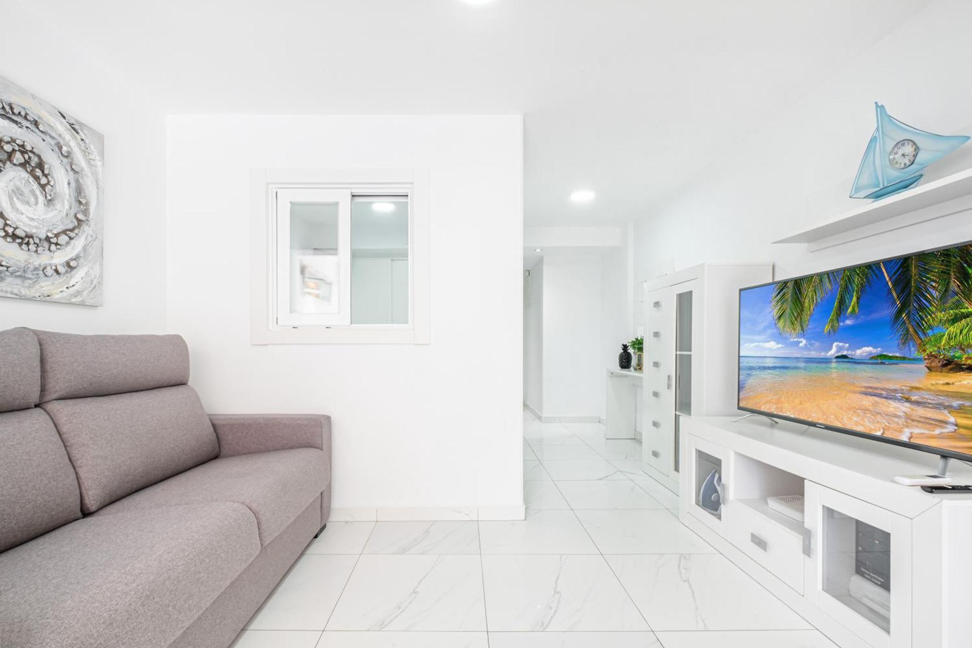 Albatros Ground Floor 1-4 Levante Apartment *